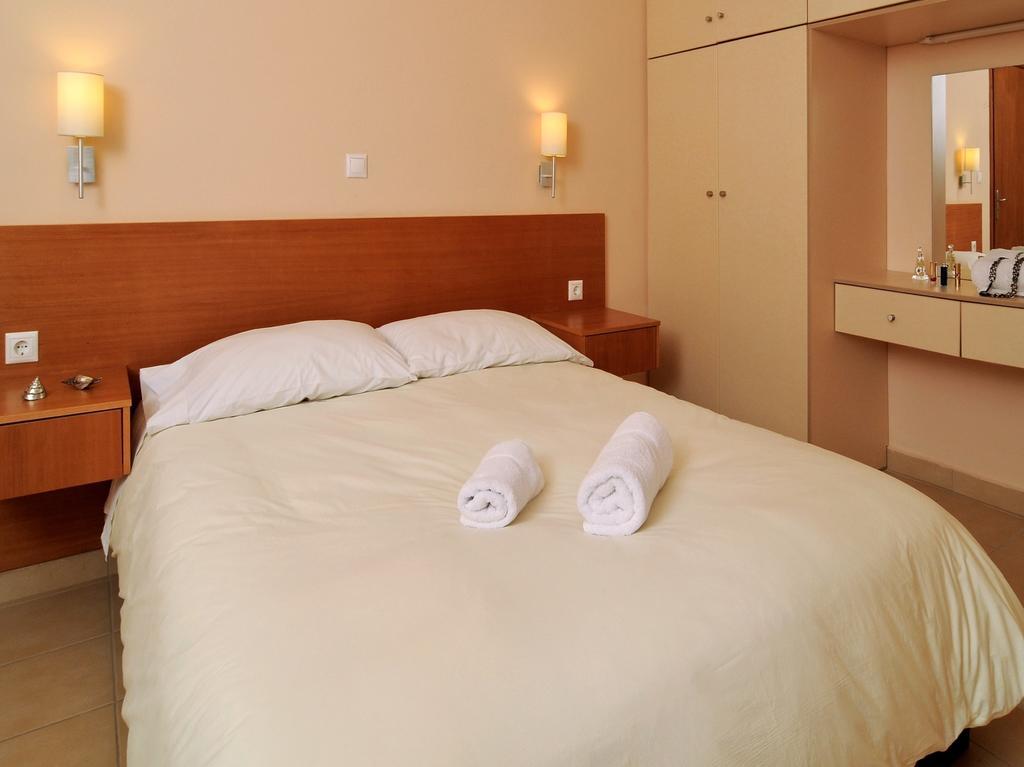 Karayiannis Villas Nauplia Habitación foto