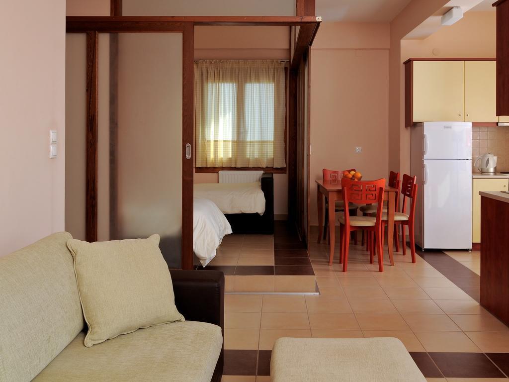 Karayiannis Villas Nauplia Habitación foto
