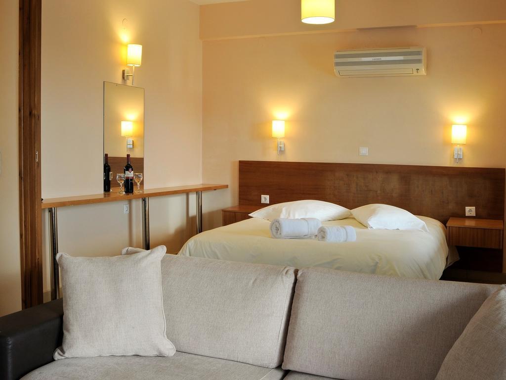 Karayiannis Villas Nauplia Habitación foto